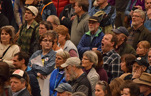 He's either screaming or yawning. Either way, we can guess he's watching something torturous. (Image: James Brooks/wikimedia)