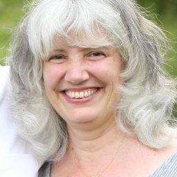 Jennifer R